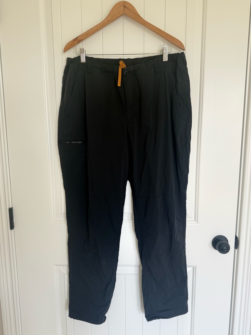 REI Co-op Black Lightweight Hiking Travel Pants Elastic Waist Tech Trail 20W